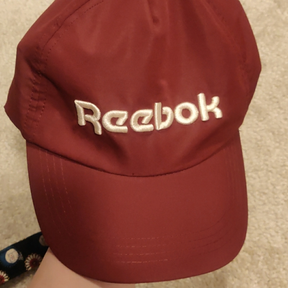 New!Reebok Forever 21 Baseball Hat Outdoors Y2k Trendy Capsule Minimalist Athlet